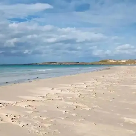 Cosy By The Sea 度假居 *